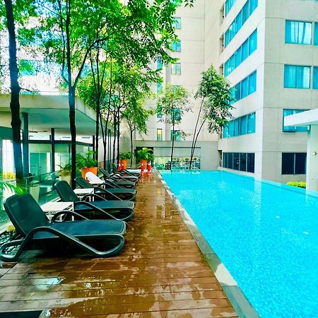 Summer Suites Klcc By Classy Kuala Lumpur Exterior photo