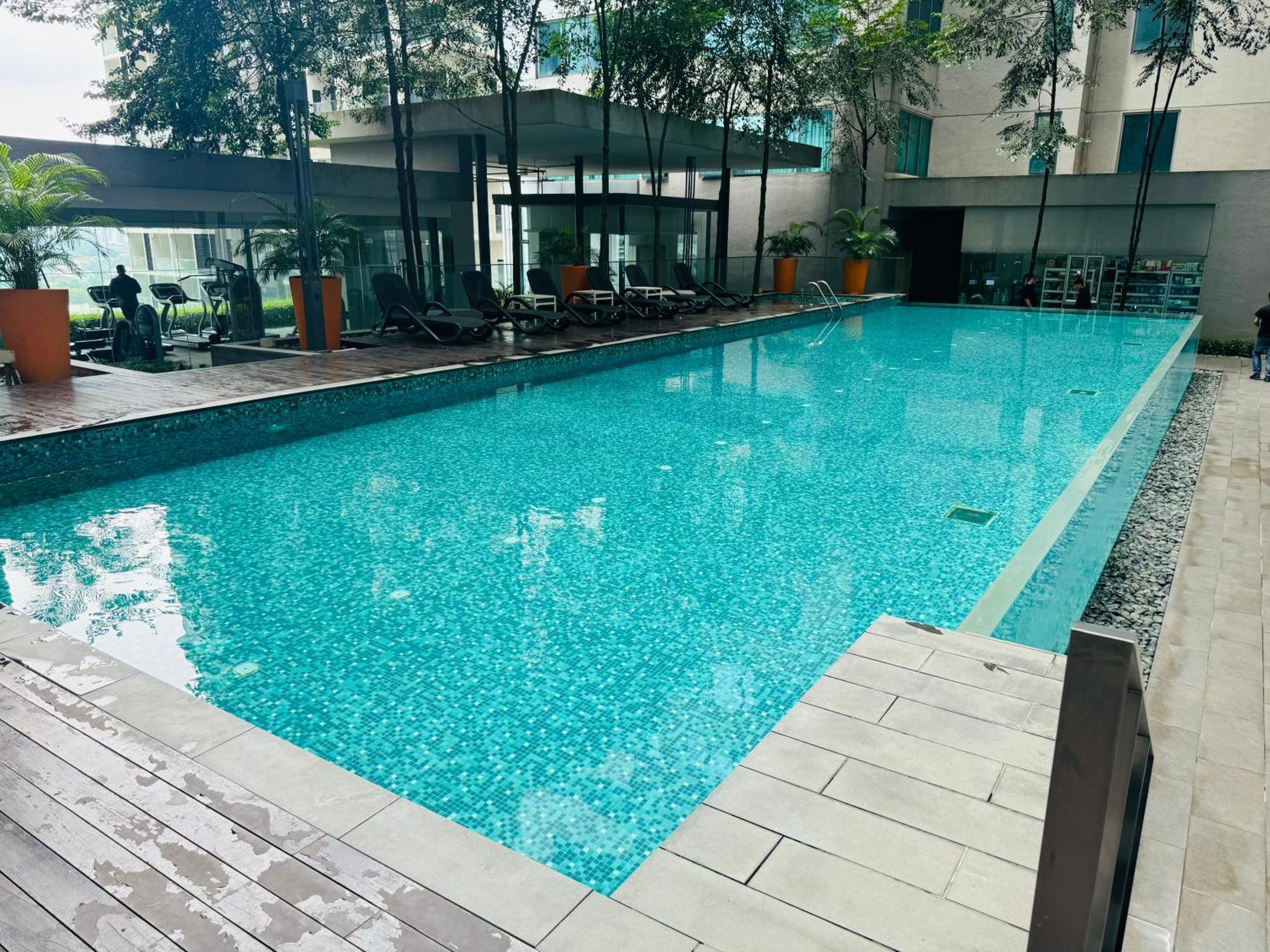 Summer Suites Klcc By Classy Kuala Lumpur Exterior photo