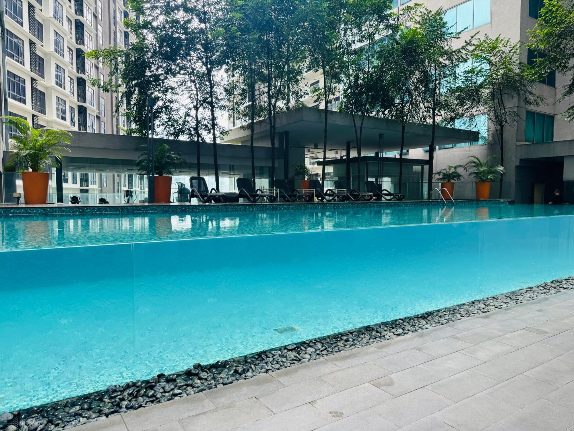 Summer Suites Klcc By Classy Kuala Lumpur Exterior photo