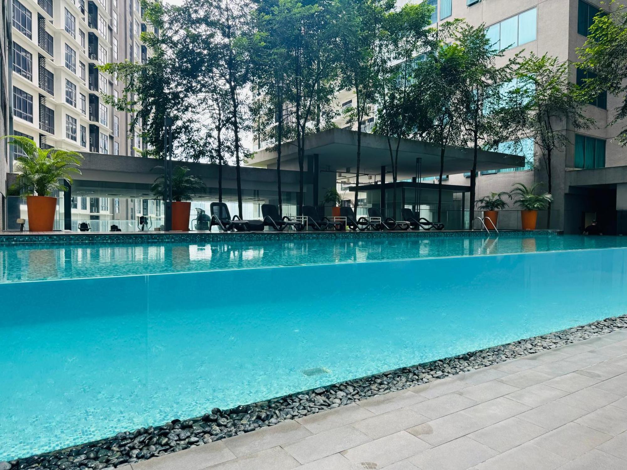 Summer Suites Klcc By Classy Kuala Lumpur Exterior photo
