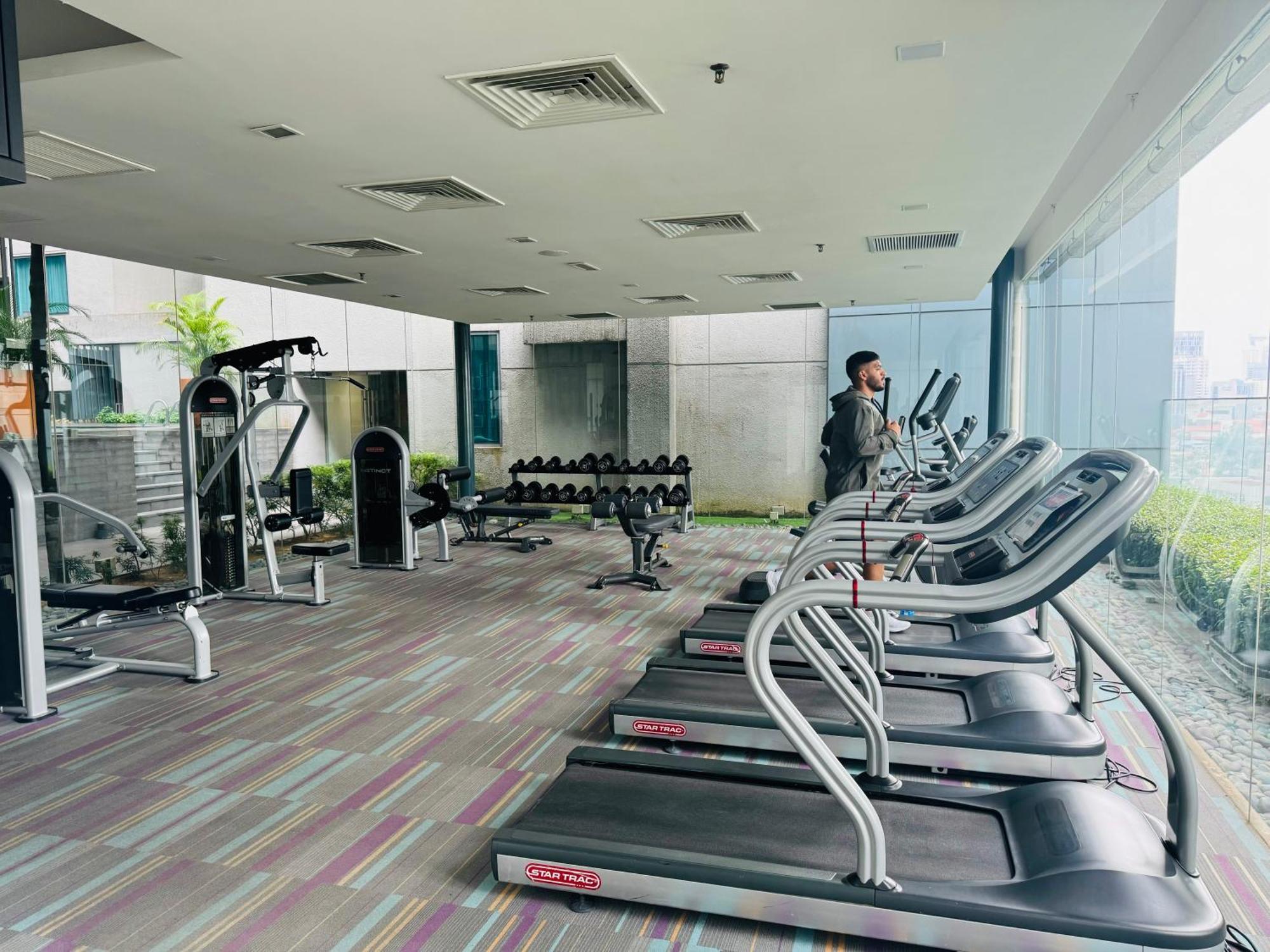 Summer Suites Klcc By Classy Kuala Lumpur Exterior photo