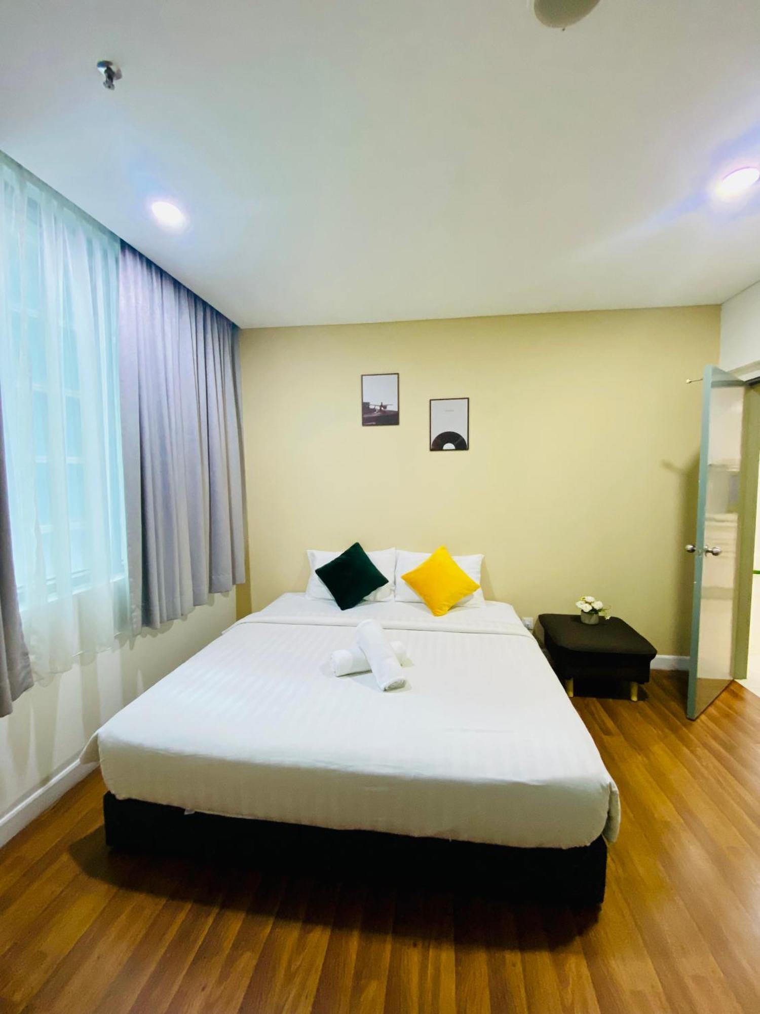 Summer Suites Klcc By Classy Kuala Lumpur Exterior photo