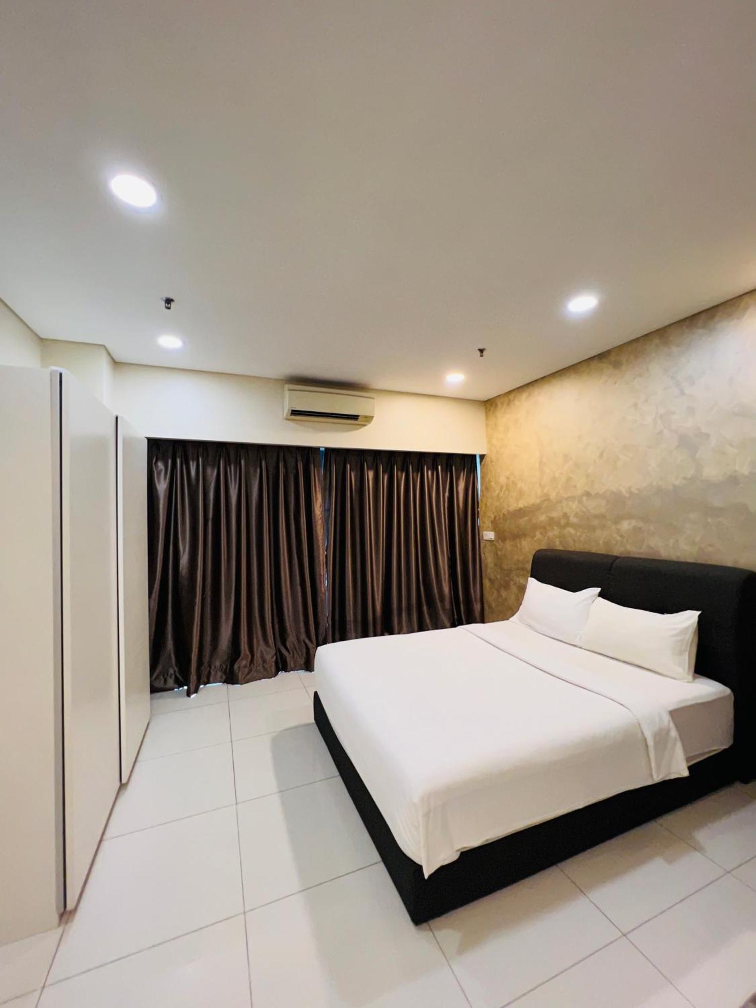 Summer Suites Klcc By Classy Kuala Lumpur Exterior photo