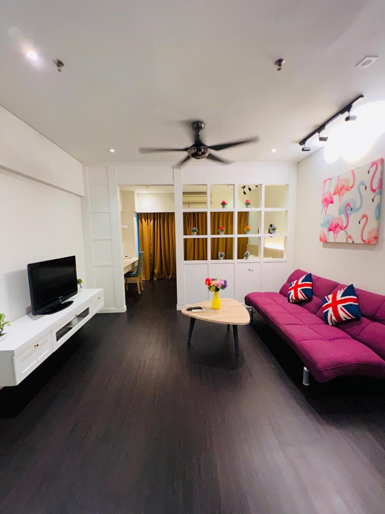 Summer Suites Klcc By Classy Kuala Lumpur Exterior photo